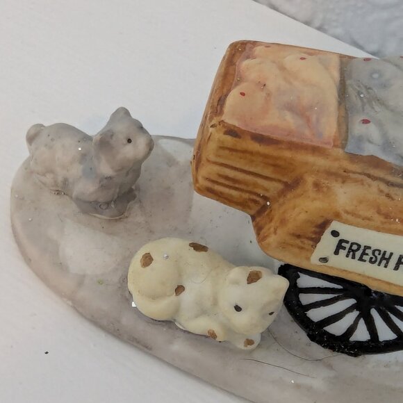 Lot of two Lemax Christmas Accessories - Picture with Santa and Fresh Fish - Picture 9 of 16